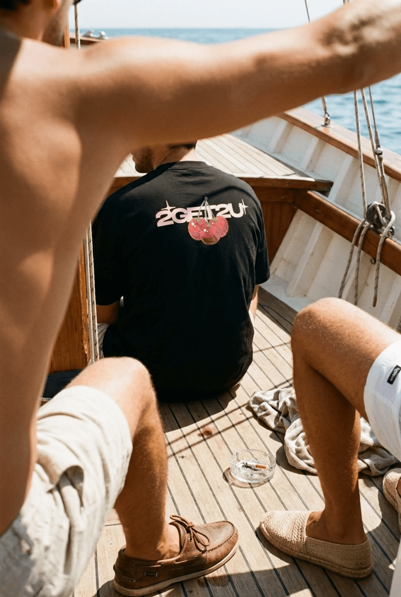 Cherries — Porto Cervo, sul gommone